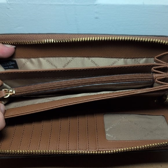 Michael Kors Brown Leather Wallet with Gold-Tone Accents - Picture 4 of 4